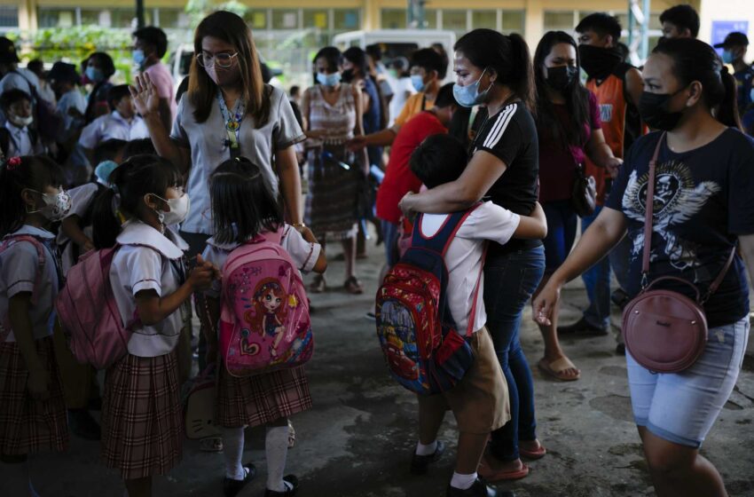  Se ordena la reapertura de las escuelas filipinas tras el cierre por virus