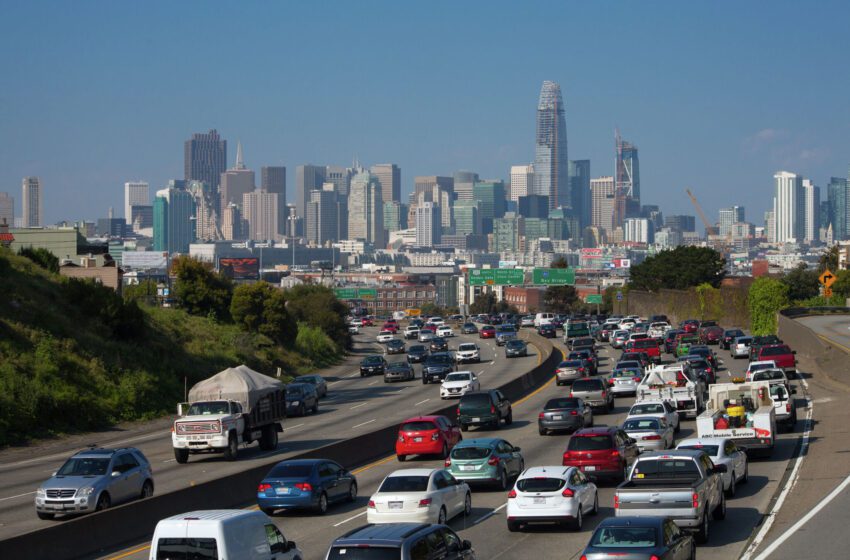  Sospechosos de robo de autos arrestados después de una persecución a pie en la autopista de San Francisco