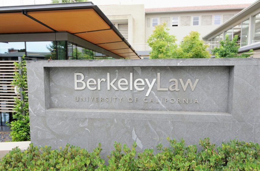  UC Berkeley, Stanford se unen a las facultades de derecho que abandonan las clasificaciones de US News