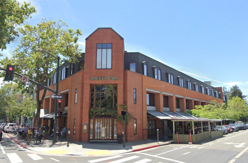  El lugar mediterráneo Acre Restaurant se prepara para la gran inauguración en el Market Hall de Oakland