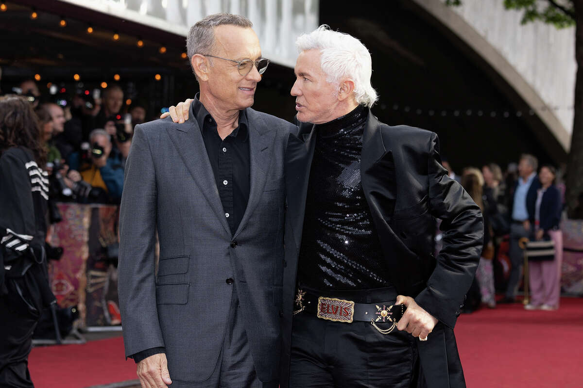 Tom Hanks y Baz Luhrmann asisten a una proyección especial de "Elvis" en el Reino Unido en el BFI Southbank de Londres el 31 de mayo.