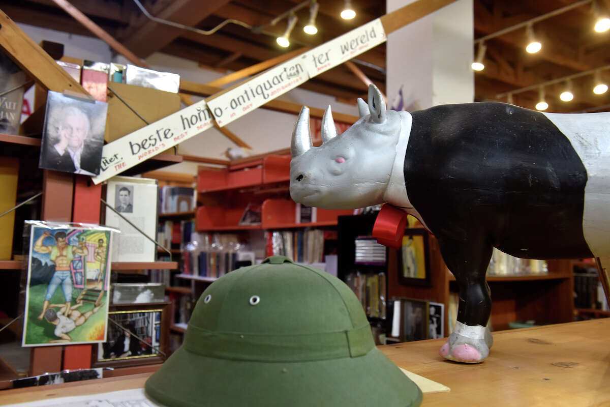 Una vista interior de Bolerium Books, ubicada en 2141 Mission Street, en San Francisco. 