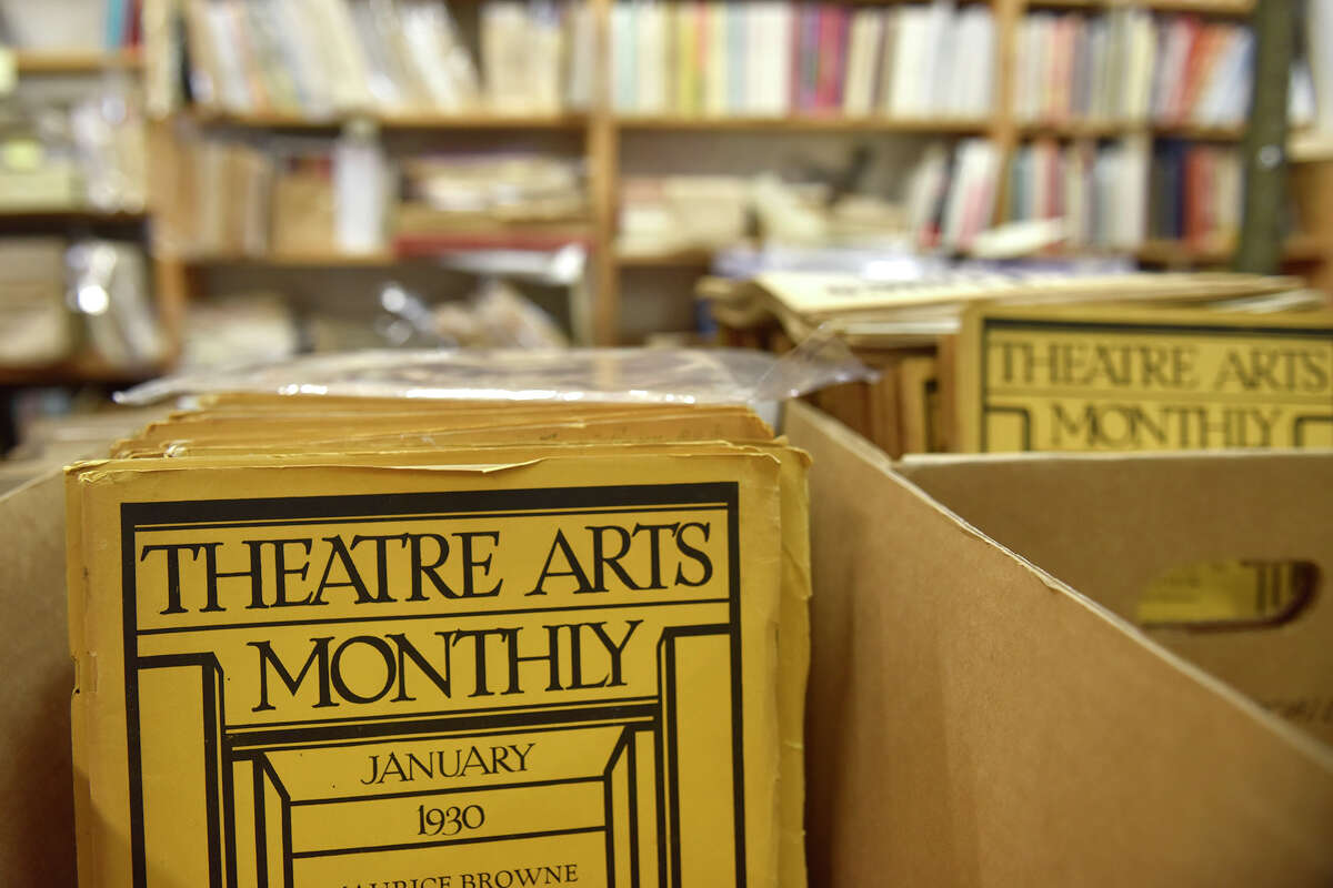 Una copia de Theatre Arts Monthly, alrededor de 1932, en Bolerium Books. 