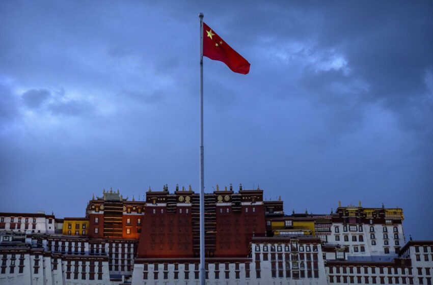  China sanciona a 2 ciudadanos estadounidenses por su actuación en el Tíbet