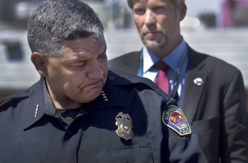  El jefe de Albuquerque se enfrenta al aumento de tiroteos por parte de los agentes