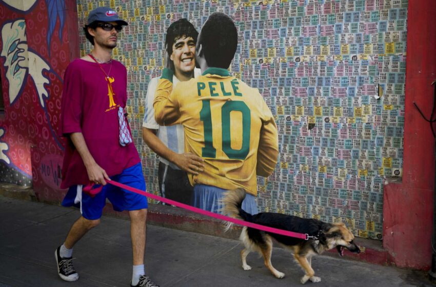  El mundo reacciona ante la muerte del rey del fútbol brasileño Pelé