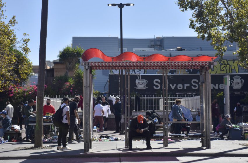  Un hombre muere tiroteado cerca de la concurrida plaza de la estación BART de San Francisco