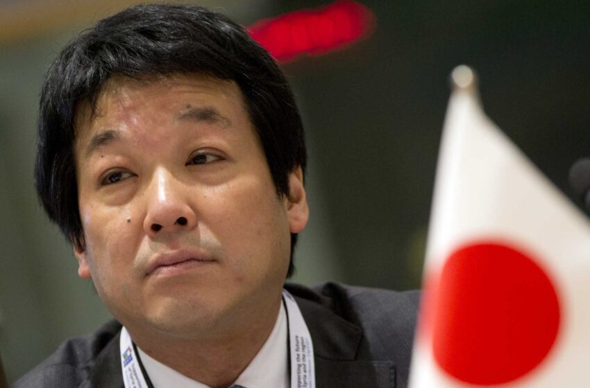 Un legislador del partido gobernante japonés dimite por un escándalo de fondos