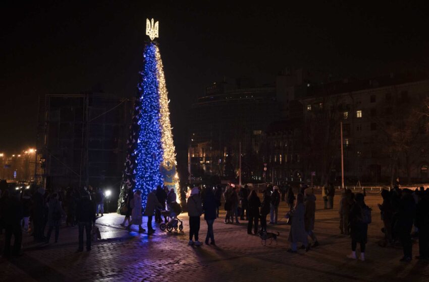  Una Navidad sin su brillo tradicional en Ucrania