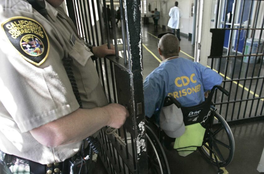  Universidad de California se disculpa por experimentos con prisioneros