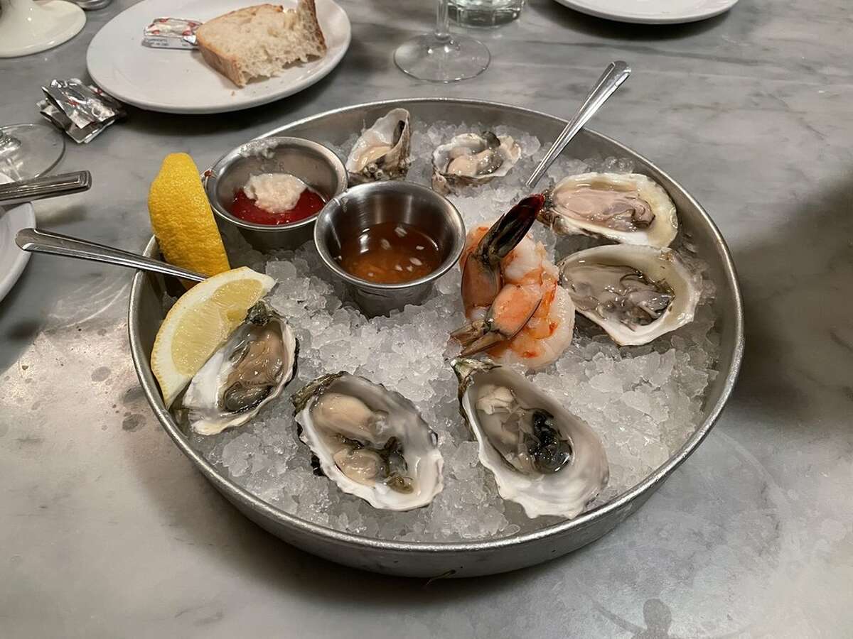 Anchor Oyster Bar ha sido un pilar de Castro en San Francisco desde finales de la década de 1970.