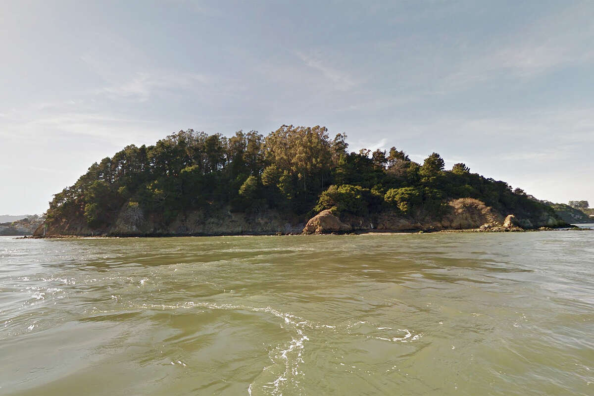 Captura de pantalla a través de Google Maps de la costa de 2800 Paradise Drive en Tiburon CA.