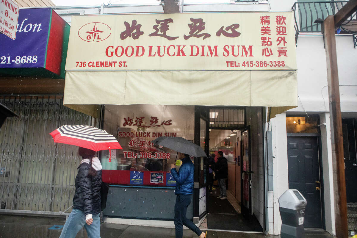 El exterior de Good Luck Dim Sum en Inner Richmond en San Francisco, California, el 11 de enero de 2023.