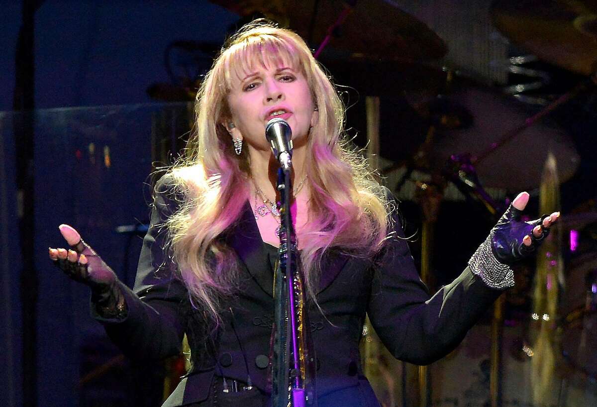 Stevie Nicks canta el 24 de febrero de 2019 en el Spectrum Center en Charlotte, NC