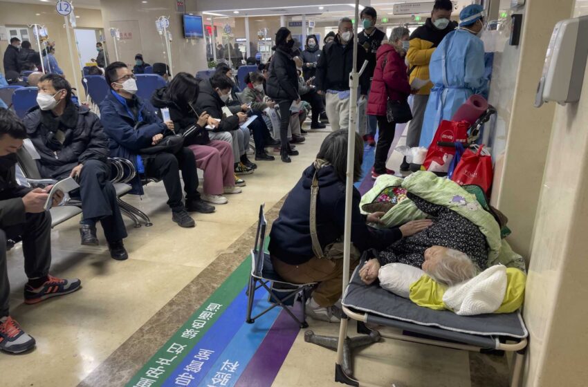  Las camas del hospital de Pekín se agotan a medida que COVID trae más enfermos