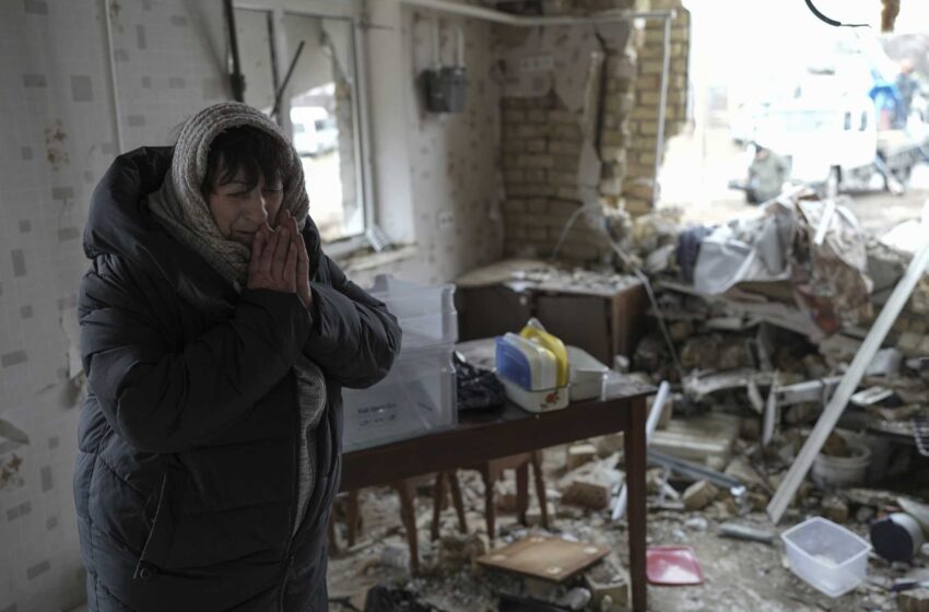  Nueva oleada de ataques rusos en Ucrania causa al menos 11 muertos