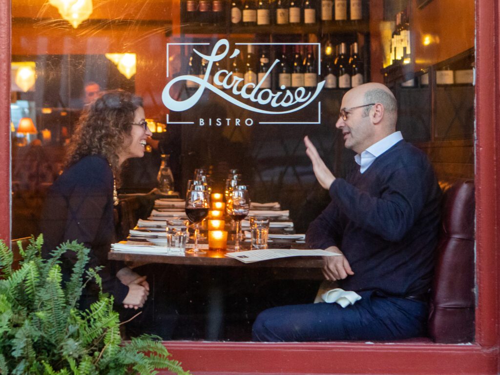 Este es el restaurante de primera cita más popular de SF, dice Yelp