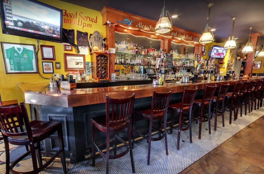  Phoenix, un bar de 22 años de San Francisco, finalmente cerrará para su demolición