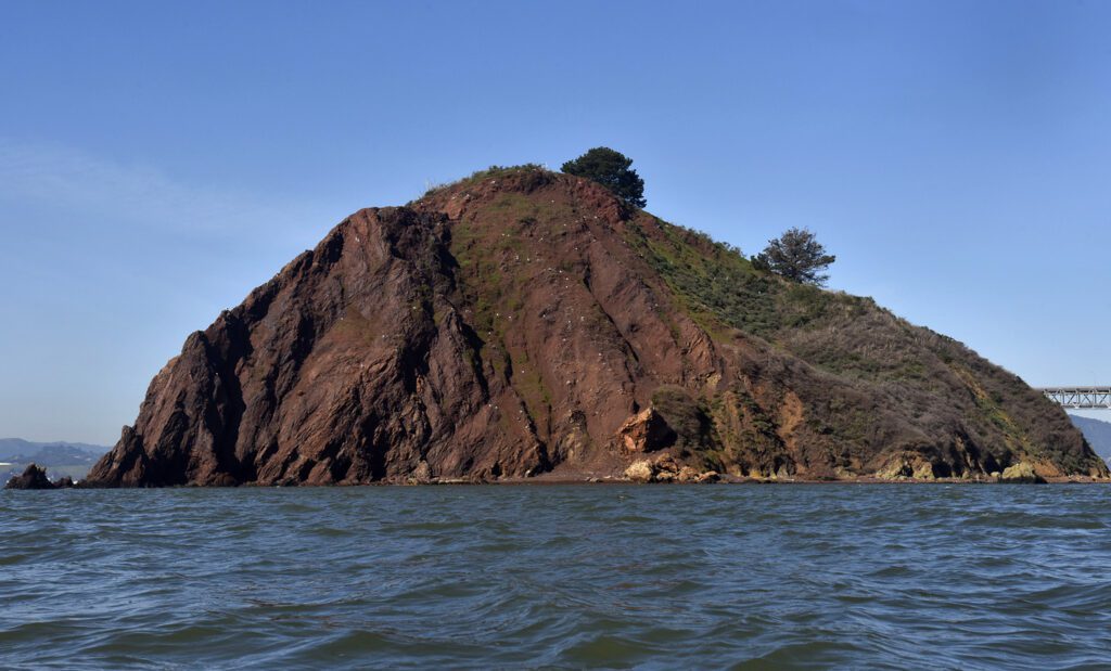Cómo Red Rock Island se convirtió en la única isla privada en SF Bay