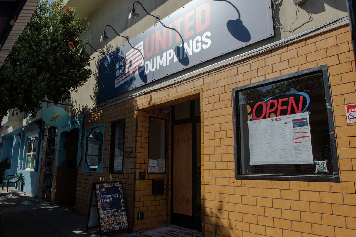 El exterior de United Dumplings en Cortland Ave. en Bernal Heights en San Francisco, California, el 29 de agosto de 2022.