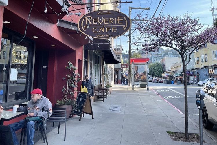  El Reverie Cafe de San Francisco cierra después de 21 años en Cole Valley