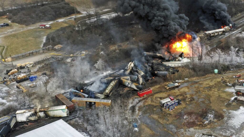 Junta de Seguridad: Un defecto mecánico causó el naufragio del tren de Ohio