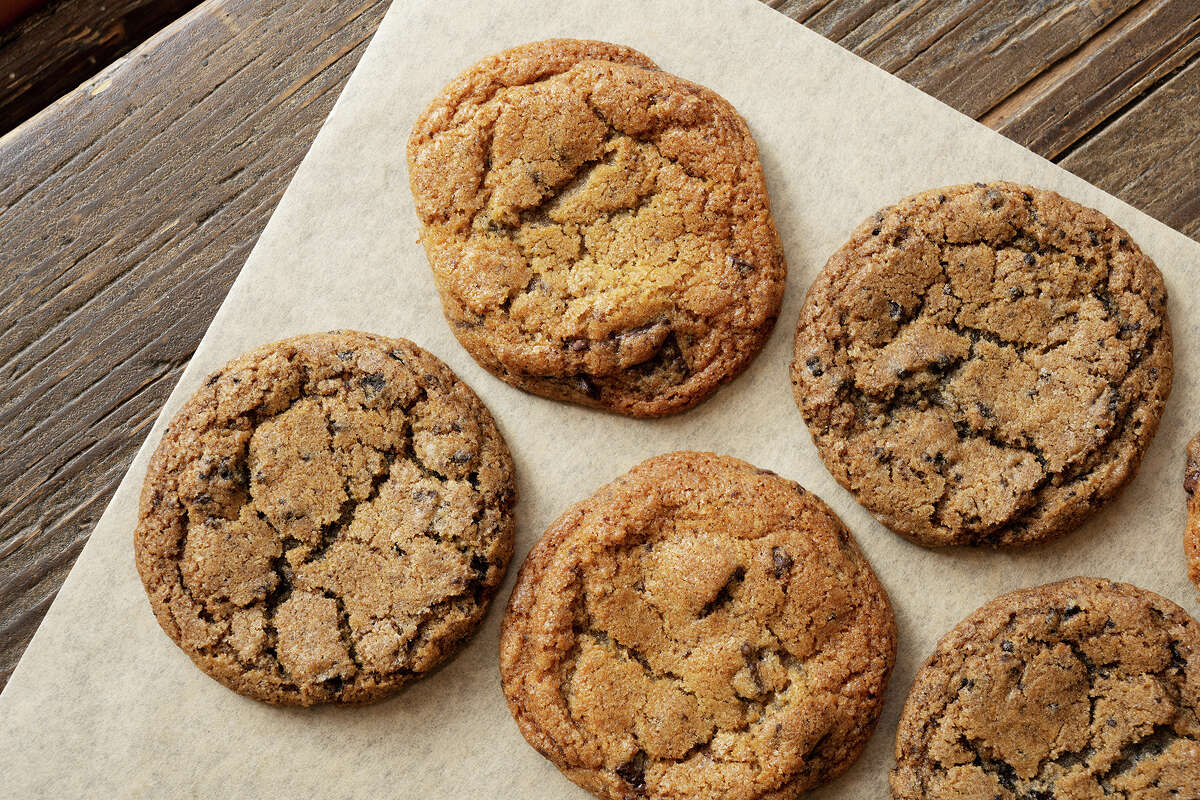Anthony's Cookies en San Francisco ofrece una variedad de sabores, desde chispas de chocolate hasta galletas y crema.