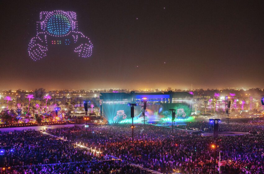  BLACKPINK y Coachella 2023 sorprenden a la multitud con espectáculo de drones