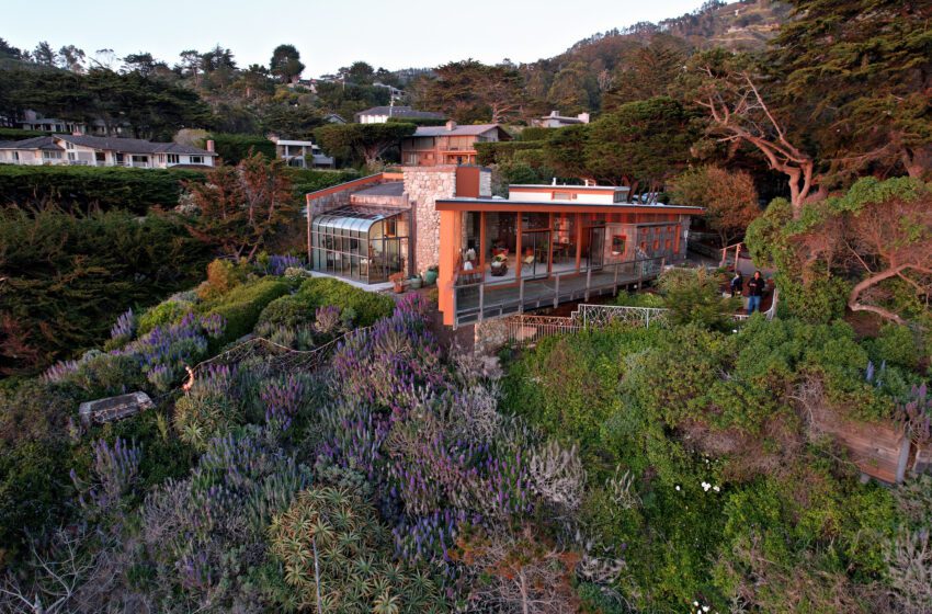  Se vende casa de California construida por Eichler Architects en vecindario exclusivo