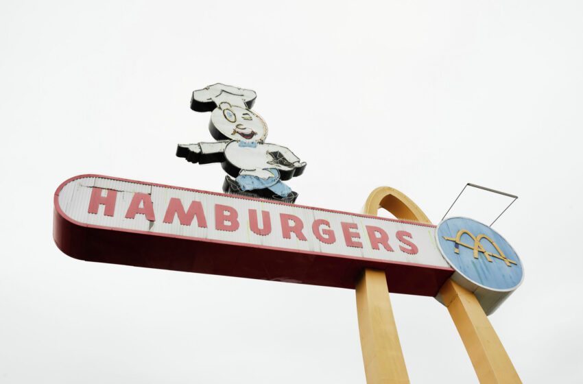  La tercera ubicación de McDonald’s todavía está abierta en esta ciudad del sur de California