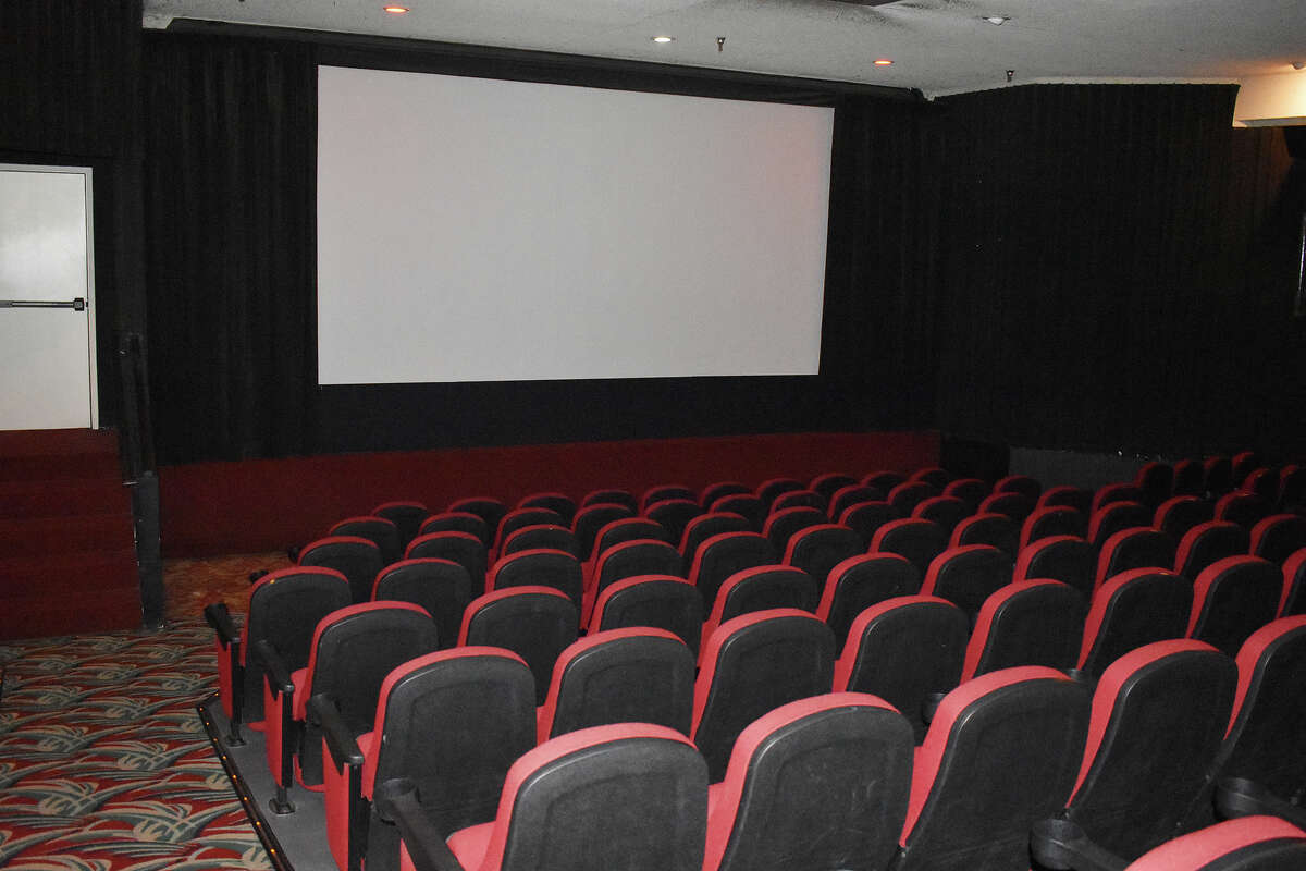 El auditorio principal del Palm Theatre en San Luis Obispo, California, está vacío. 