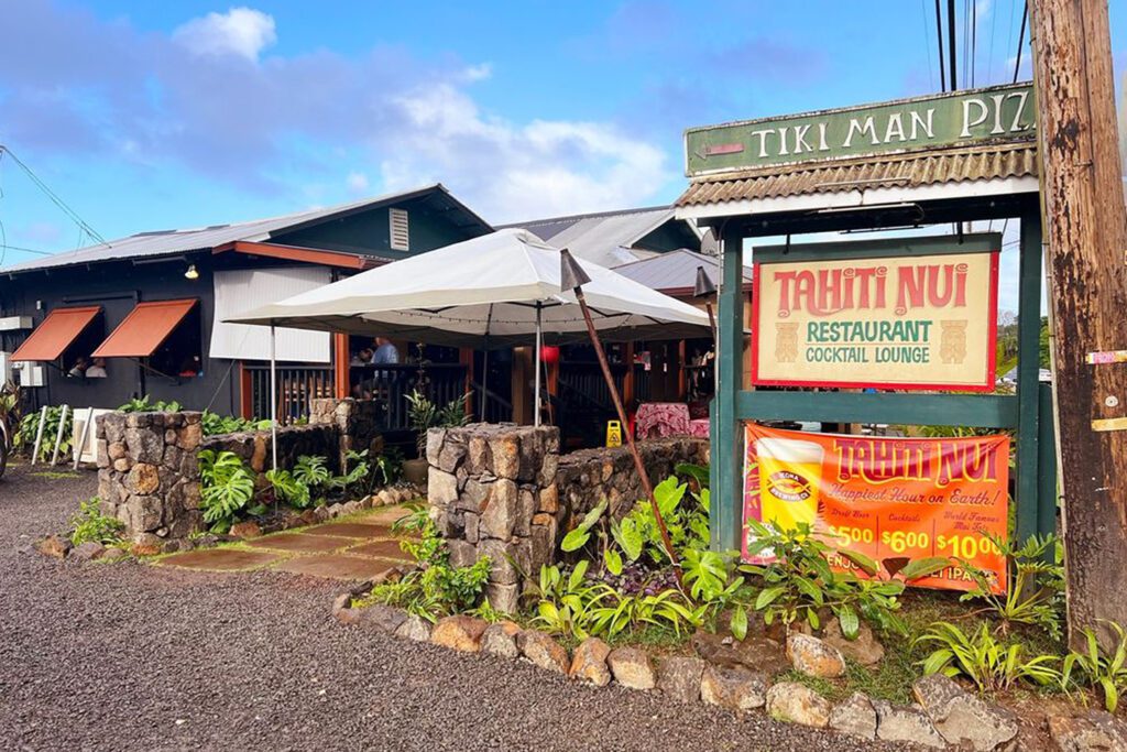 Cómo el bar Tahiti Nui de Hawái atrajo a celebridades como Jackie Kennedy