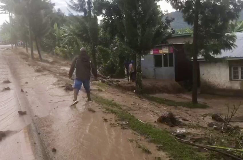  Las inundaciones provocadas por las fuertes lluvias causan más de 100 muertos en Ruanda