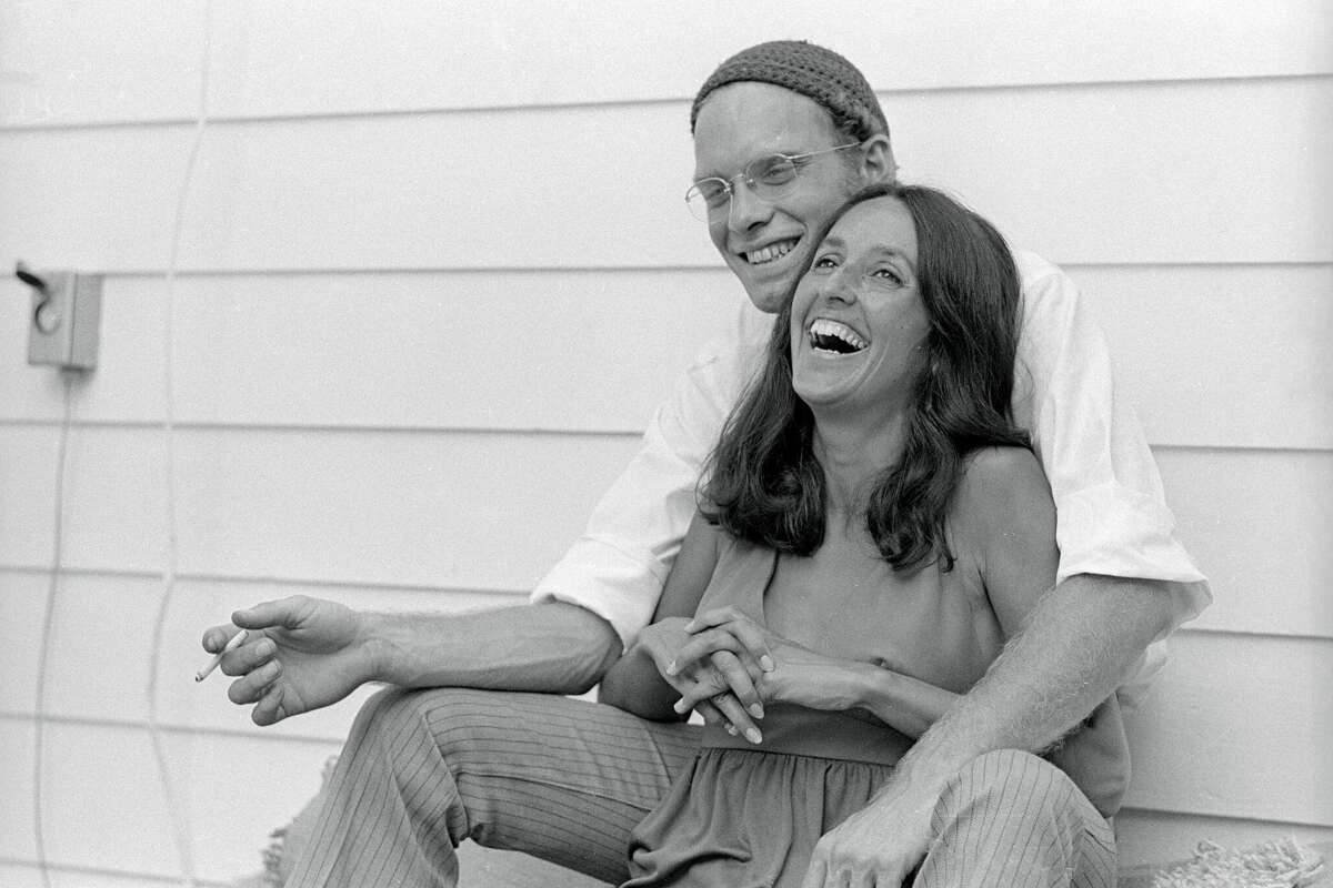 David Harris y Joan Baez en Struggle Mountain. (Los Altos Hills (California), 1971)