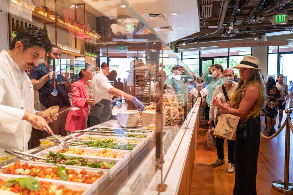 Mientras Westfield abandona San Francisco, uno de sus centros comerciales de South Bay prospera como destino gastronómico