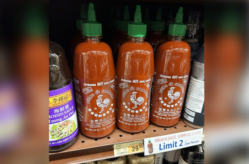  ‘Loco’: la gente le está robando Sriracha al señor Sisig en medio de la escasez