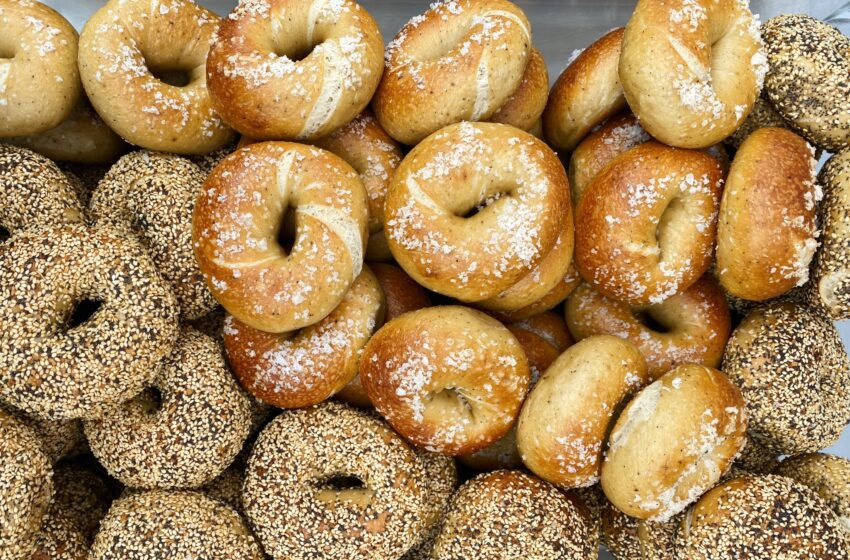  Bon Appetit nombra los mejores bagels fuera de la ciudad de Nueva York;  El Área de la Bahía tiene 3 en la lista