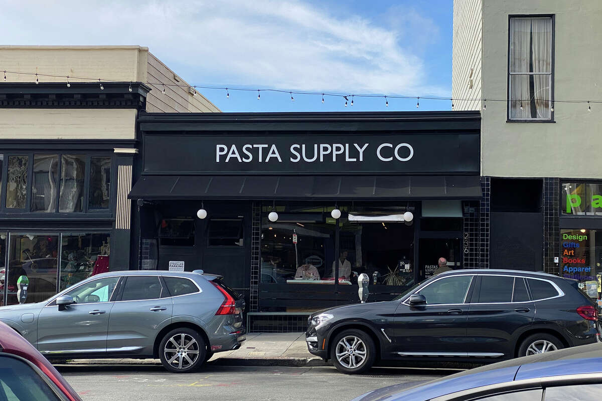 Pasta Supply Co., en 236 Clement St. en San Francisco, es el epítome de un restaurante de barrio.