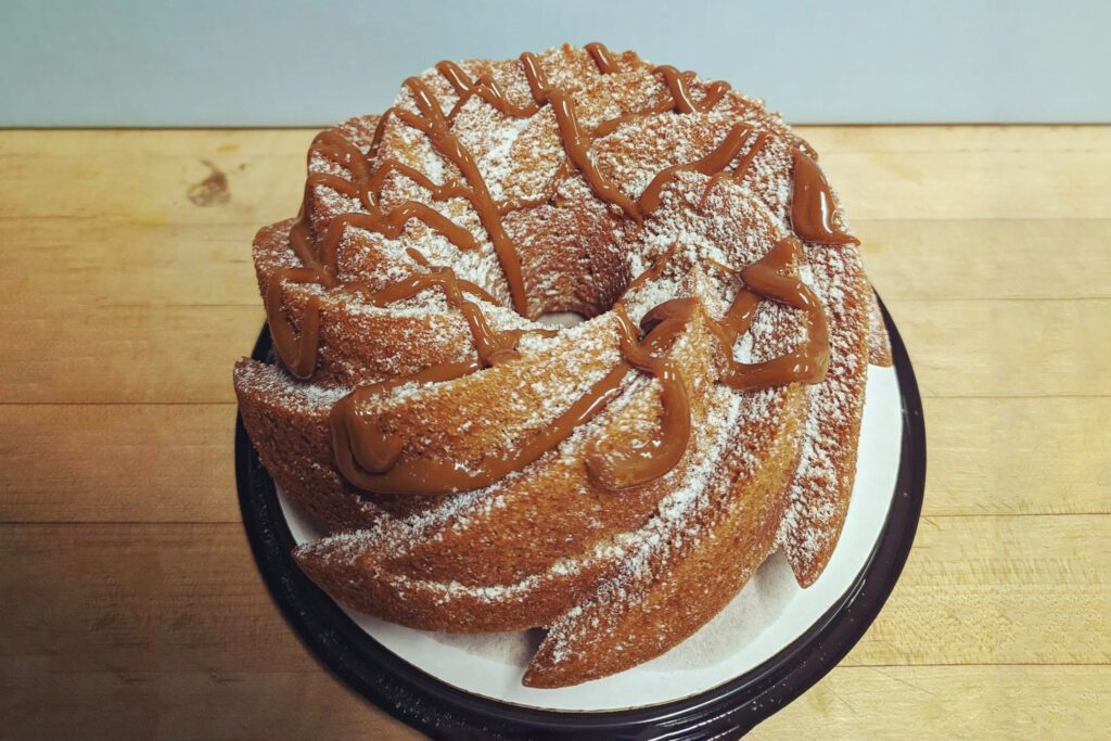 El pastel viral de Costco churro Bundt en Instagram es de una panadería del Área de la Bahía